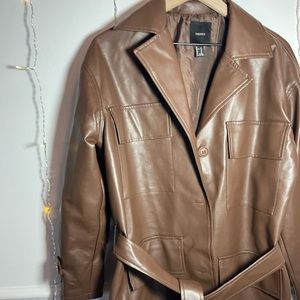 Forever 21 leather trench coat / Size M / Perfect Fall Jacket